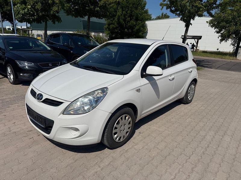 Gebraucht 2012 Hyundai i20 Comfort Limousine | 2.400 € (Superpreis) - Bild 1/4