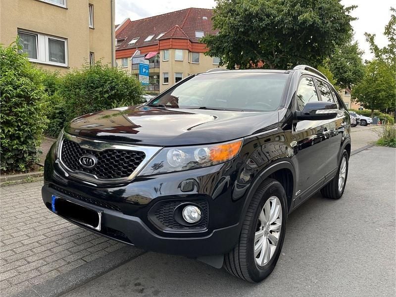Schwarz Gebraucht 2010 Kia Sorento SUV | 9.900 € (Teuer) - Bild 1/4