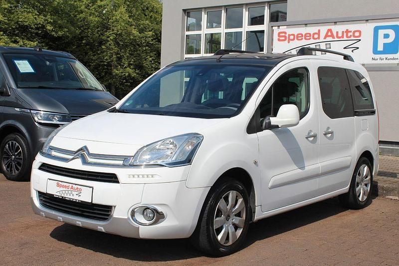 Weiß Gebraucht 2015 Citroën Berlingo Van / Kleinbus | 9.990 € (Fairer Preis) - Bild 1/4
