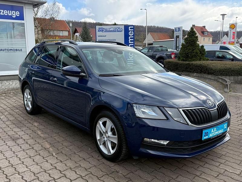 Gebraucht Skoda Octavia Ambition 150 PS (110 kW) 2017 Blau Kombi