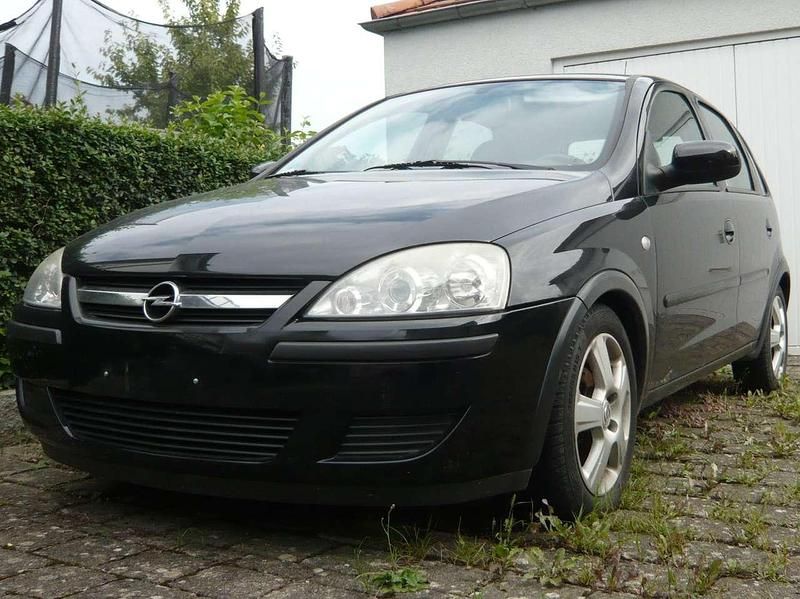Schwarz Gebraucht 2004 Opel Corsa Limousine | 900 € (Superpreis) - Bild 1/4
