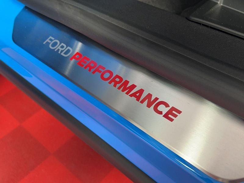 Gebraucht Ford Puma Performance Edition 200 PS (147 kW) 2024 Nitro blau Limousine