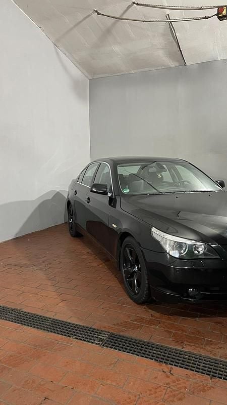 Gebraucht BMW 525 218 PS (160 kW) 2006 Schwarz Limousine