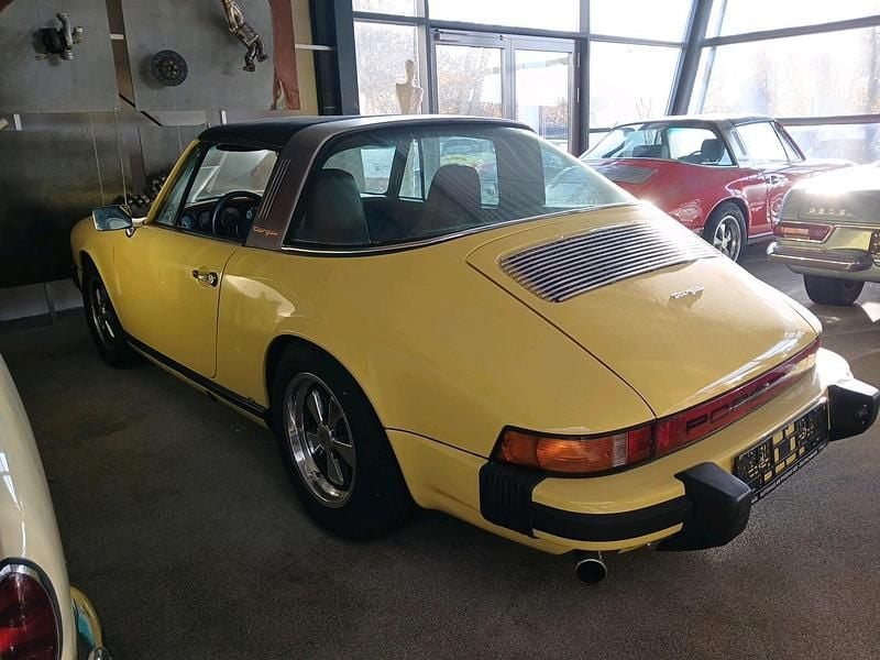 Gebraucht Porsche 911 150 PS (110 kW) 1977 Gelb Cabrio