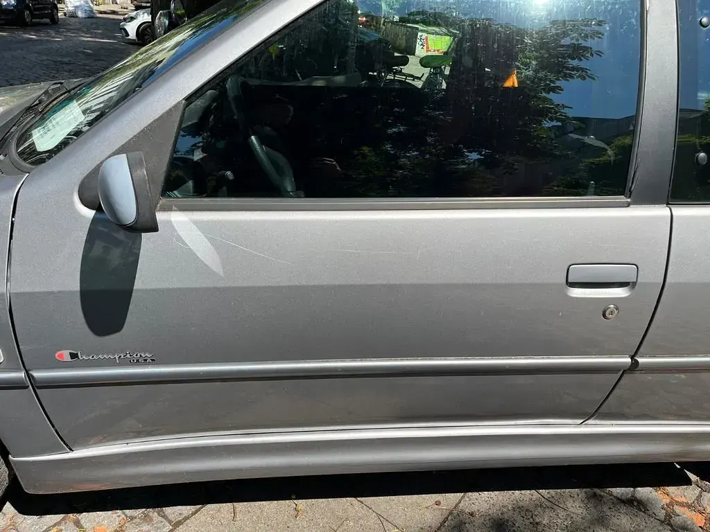 Gebraucht Peugeot 306 75 PS (55 kW) 2001 Silber Limousine