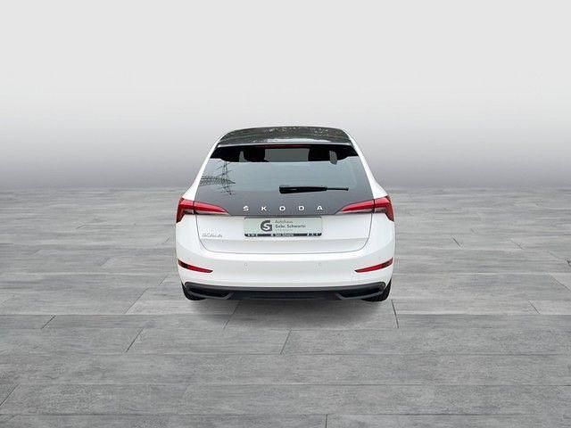 Gebraucht Skoda Scala Clever 95 PS (69 kW) 2023 Candyweiß Kleinwagen