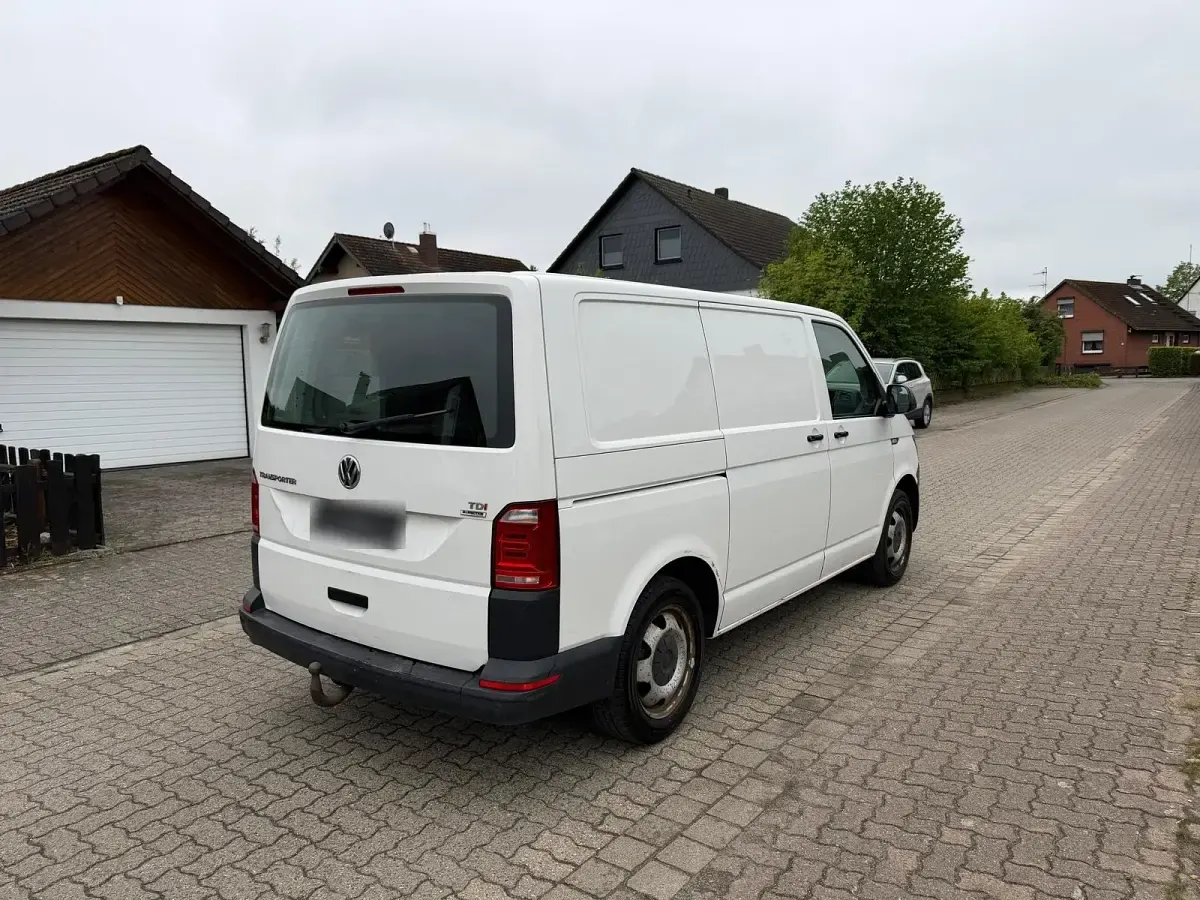 Käytetty VW Transporter 103 HP (75 kW) 2015 Valkoinen Van