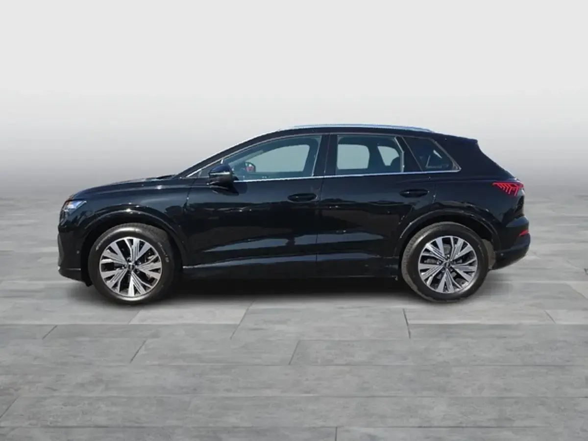 Gebraucht Audi Q4 e-tron Sport 150 kW (204 PS) 2023 Schwarz SUV