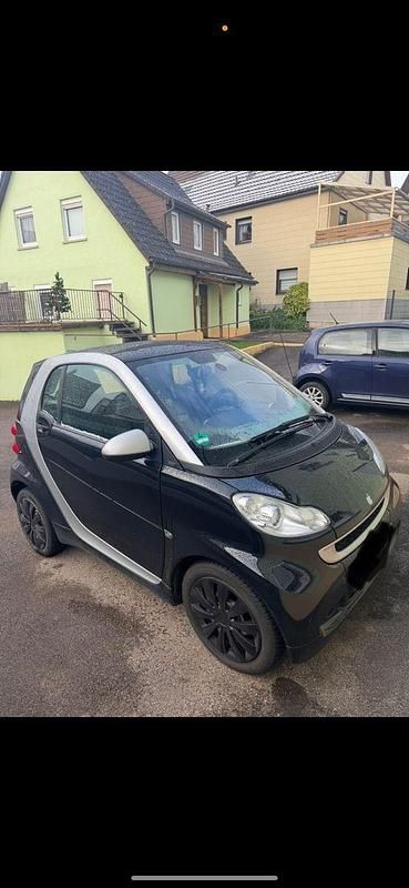 Schwarz Gebraucht 2011 Smart ForTwo Coupé Coupé | 2.990 € (Guter Preis) - Bild 1/4