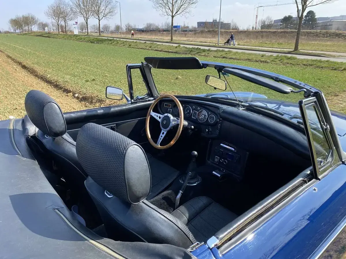 Gebraucht MG B 95 PS (69 kW) 1971 Blau Cabrio