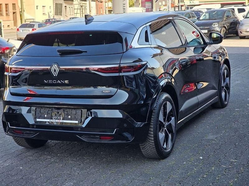 Nowe Renault Megane E-Tech Komfort 160 kW (218 KM) 2026 Czarny Sedan/Limuzyna