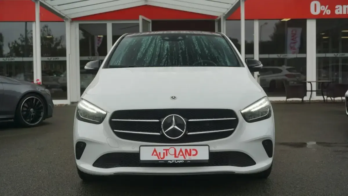 Gebraucht Mercedes B250e Progressive 218 PS (160 kW) 2021 Weiß Kleinwagen