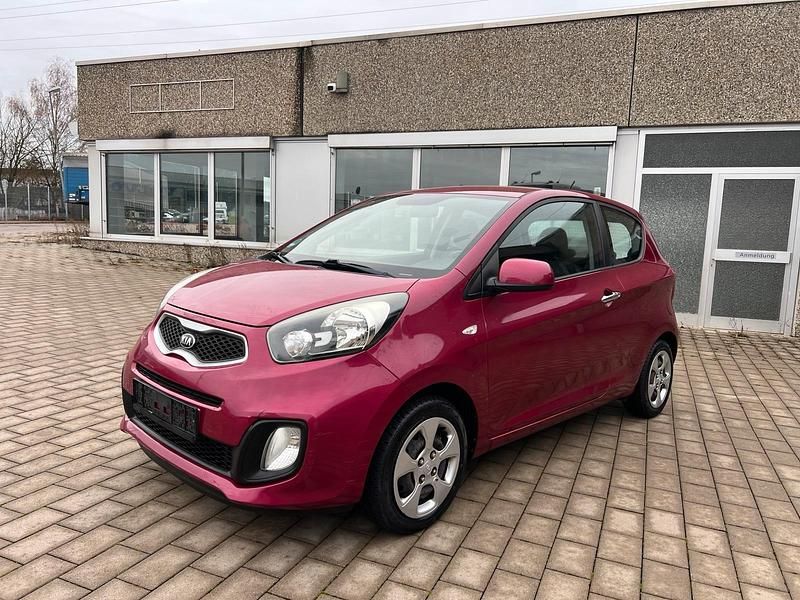 Gebraucht Kia Picanto Attract 69 PS (50 kW) 2012 Violet Kleinwagen