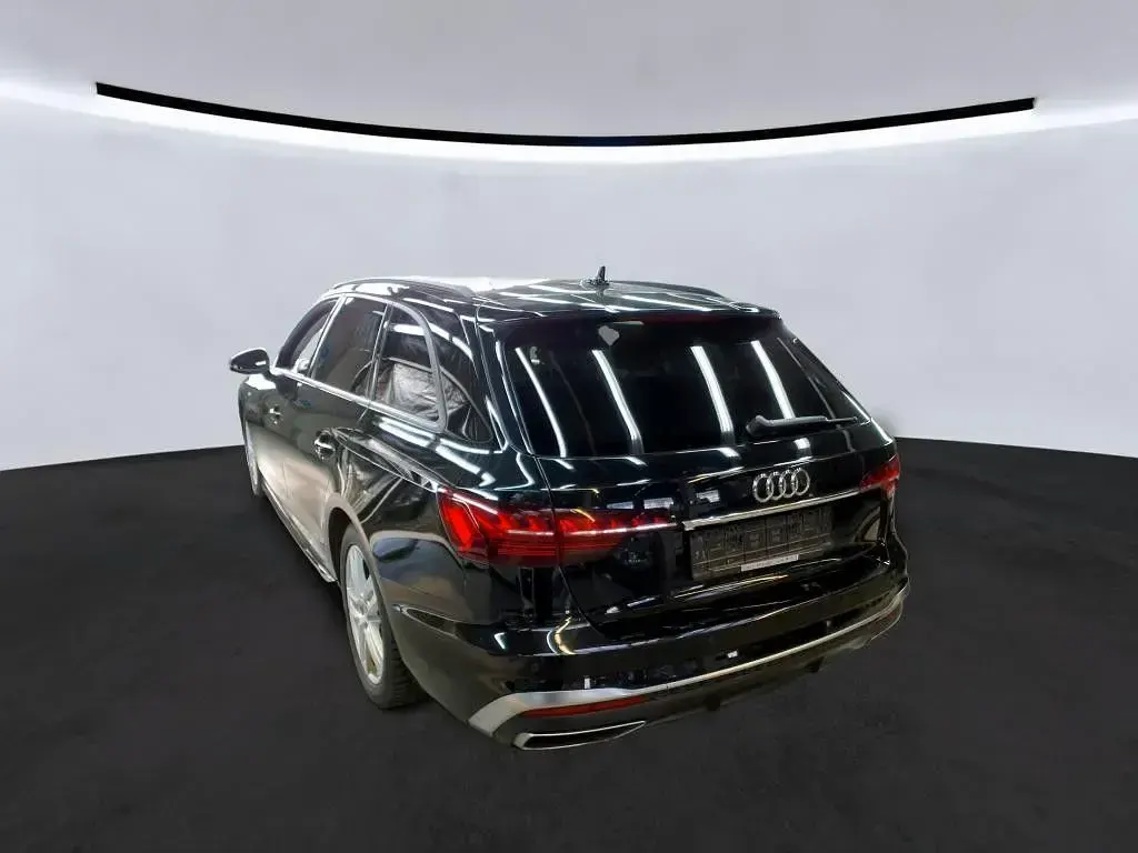 Gebraucht Audi A4 S-Line 163 PS (119 kW) 2021 Schwarz Kombi