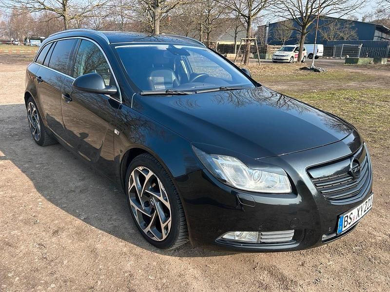 Gebraucht Opel Insignia 2013 Schwarz Kombi