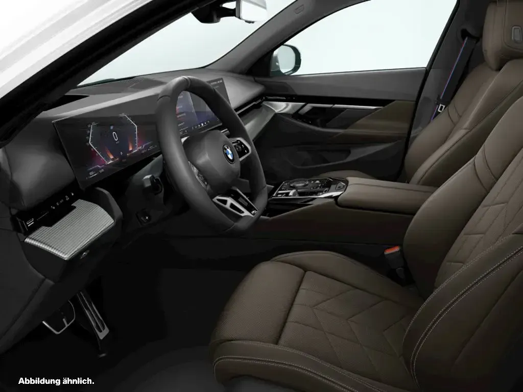 Gebraucht BMW 540 Sport Line 286 PS (210 kW) 2026 Weiß Kombi