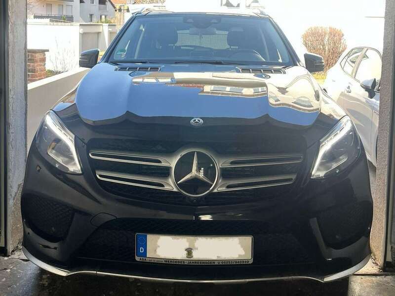 Schwarz Gebraucht 2018 Mercedes GLE350 AMG line SUV | 40.500 € (Guter Preis) - Bild 1/4
