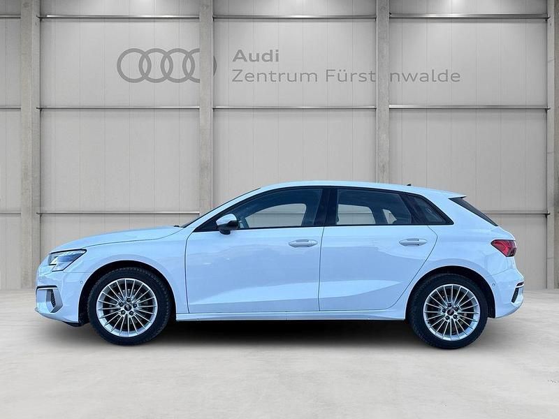 Gebraucht Audi A3 Advanced Plus 116 PS (85 kW) 2022 Ibisweiß Limousine