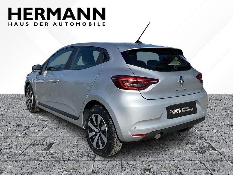Gebraucht Renault Clio V Equilibre 67 PS (49 kW) 2022 Platingrau (grau) Limousine