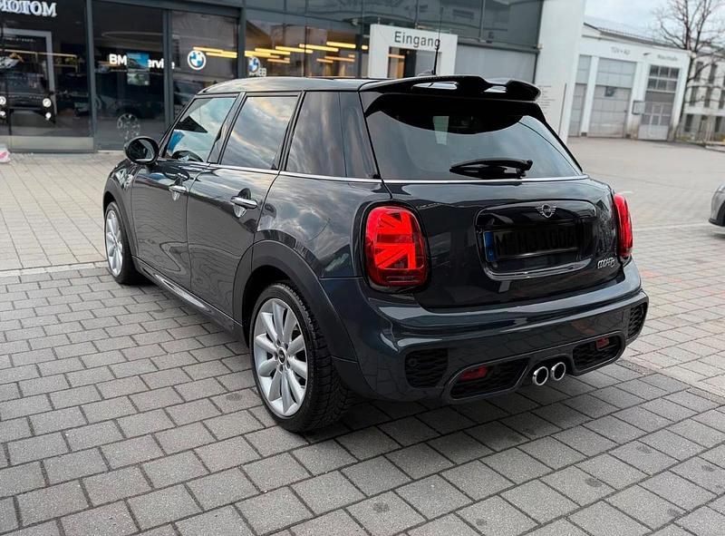Usata Mini Cooper 120 CV (88 kW) 2020 Grigio Utilitaria