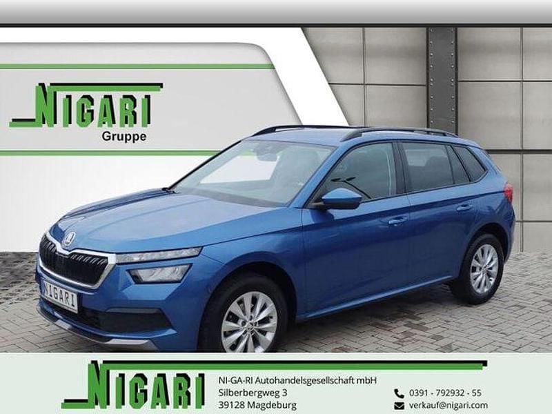 Blau Gebraucht 2021 Skoda Kamiq Ambition SUV | 18.690 € (Fairer Preis) - Bild 1/4