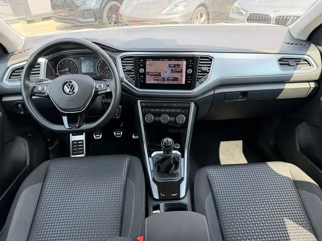 Gebraucht VW T-Roc Active 110 PS (80 kW) 2021 Weiß SUV