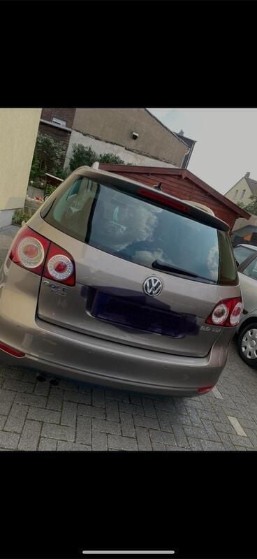 Braun Gebraucht 2010 VW Golf Plus Van / Kleinbus | 6.000 € (Superpreis) - Bild 1/4