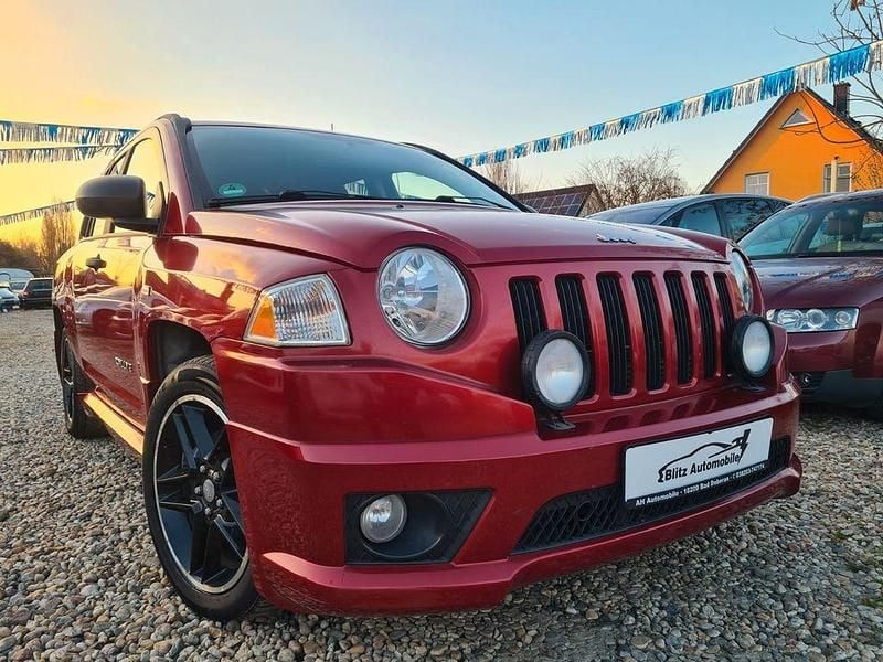 Gebraucht Jeep Compass Limited 140 PS (102 kW) 2008 Rot SUV