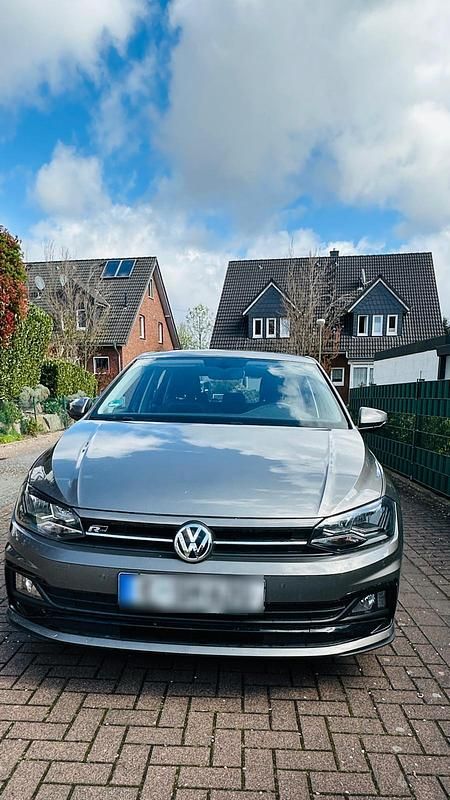 Gebraucht VW Polo R-line 90 PS (66 kW) 2019 Grau Kleinwagen