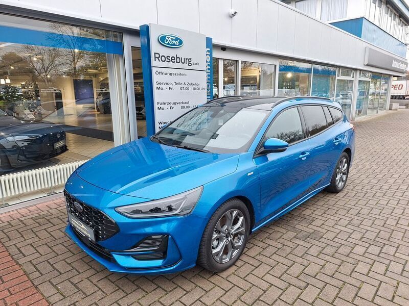 Blau Gebraucht 2023 Ford Focus ST-Line Limousine | 27.990 € (Fairer Preis) - Bild 1/4