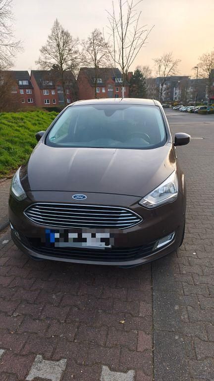 Używany Ford C-MAX Titanium 150 KM (110 kW) 2015 Brązowy Minivan
