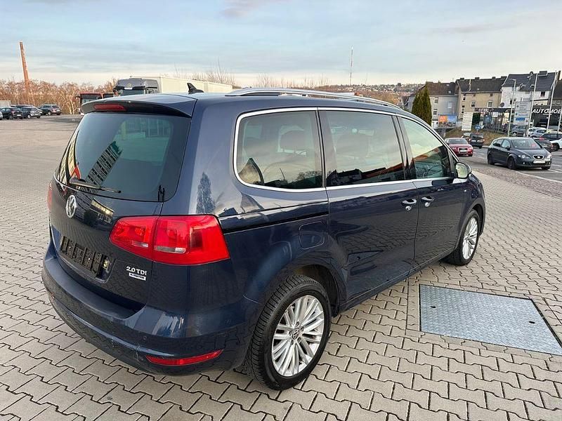 Gebraucht VW Sharan Cup 140 PS (102 kW) 2015 Blau Van / Kleinbus