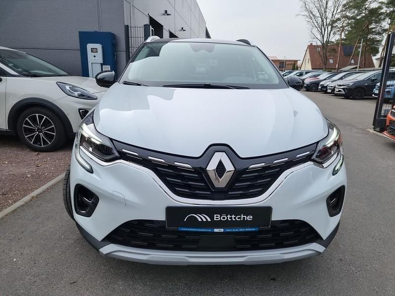 Gebraucht Renault Captur 140 PS (102 kW) 2022 Weiss qnc+schwarz gne SUV