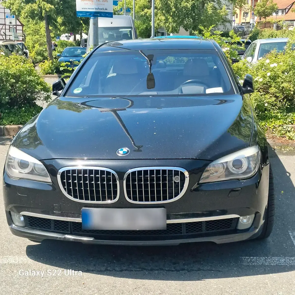 Gebraucht BMW 750 407 PS (299 kW) 2011 Schwarz Limousine