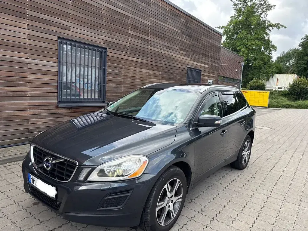 Gebraucht Volvo XC60 Summum 215 PS (158 kW) 2012 Grau SUV