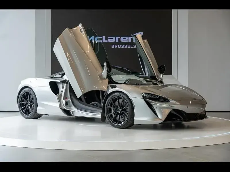 Gebraucht McLaren Artura 680 PS (500 kW) 2023 Grau Coupé