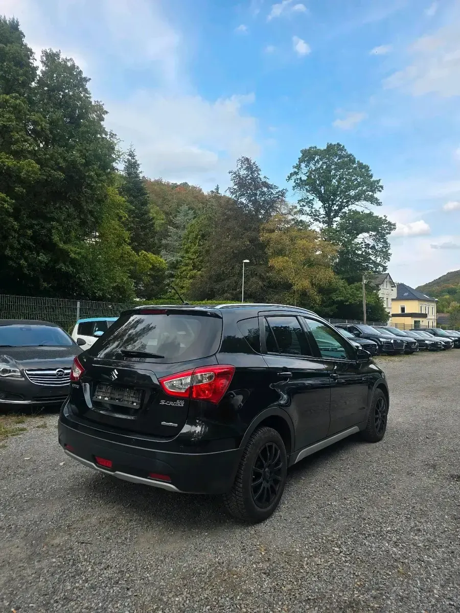 Gebraucht Suzuki SX4 S-Cross Comfort 120 PS (88 kW) 2015 Schwarz SUV