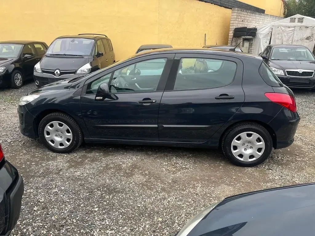 Gebraucht Peugeot 308 Filou 95 PS (69 kW) 2009 Grün Limousine