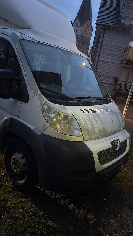 Gebraucht Peugeot Boxer 176 PS (129 kW) 2012 Weiß Van