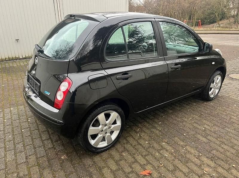 Gebraucht Nissan Micra 68 PS (50 kW) 2010 Schwarz Kleinwagen