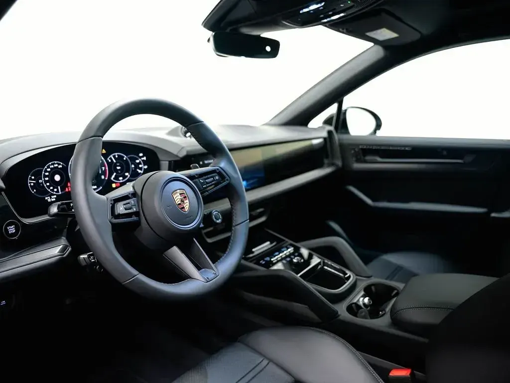 Neu Porsche Cayenne Black Edition 470 PS (345 kW) 2026 Grau SUV