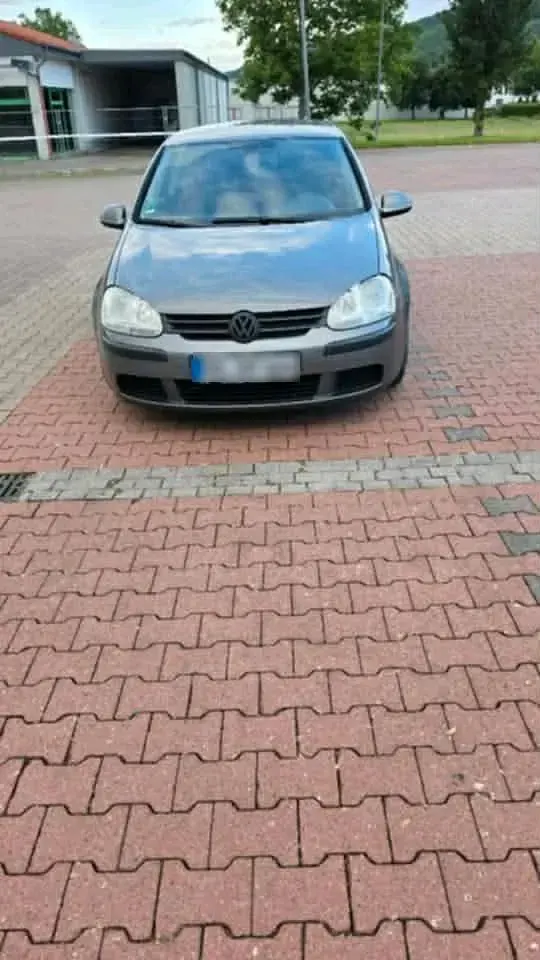 Gebraucht VW Golf 102 PS (75 kW) 2006 Grün Coupé