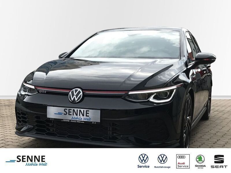 Deep black perl (metallic) Gebraucht 2023 VW Golf VIII GTI Clubsport Limousine | 34.450 € (Fairer Preis) - Bild 1/4