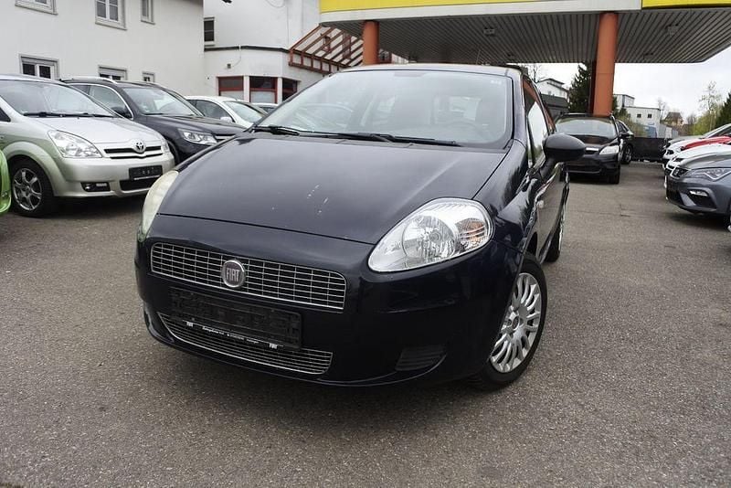 Gebraucht Fiat Punto Dynamic 65 PS (47 kW) 2009 Schwarz Kleinwagen