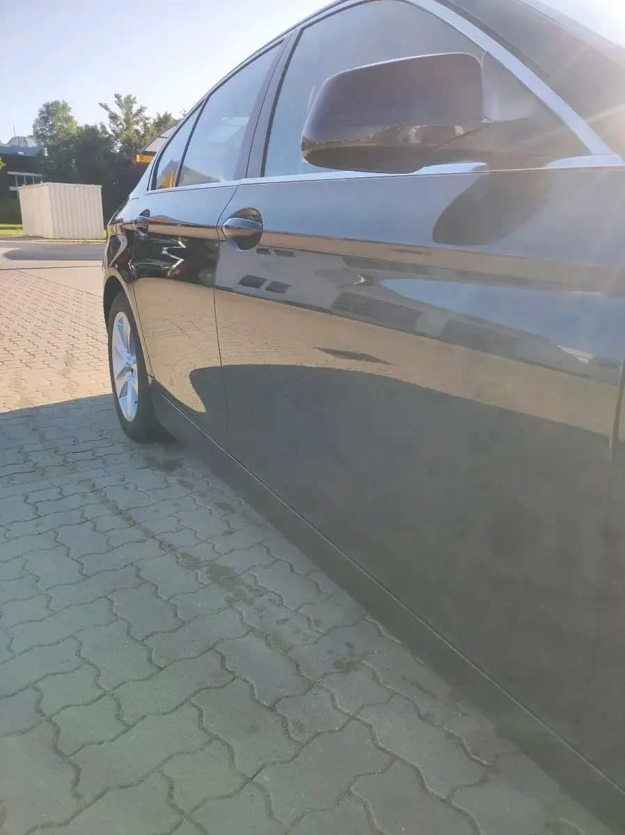 Gebraucht BMW 523 150 PS (110 kW) 2011 Schwarz Limousine