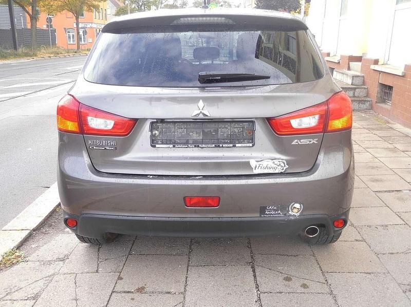 Gebraucht Mitsubishi ASX Edition 150 PS (110 kW) 2014 Granitbraun (m) SUV