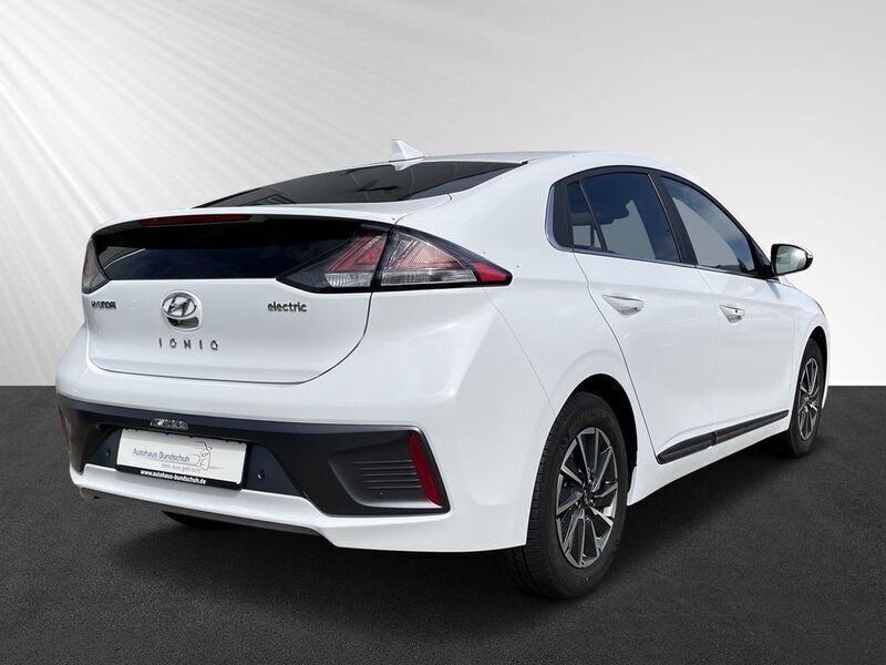 Gebraucht Hyundai Ioniq Prime 100 kW (136 PS) 2022 Weiß Kleinwagen