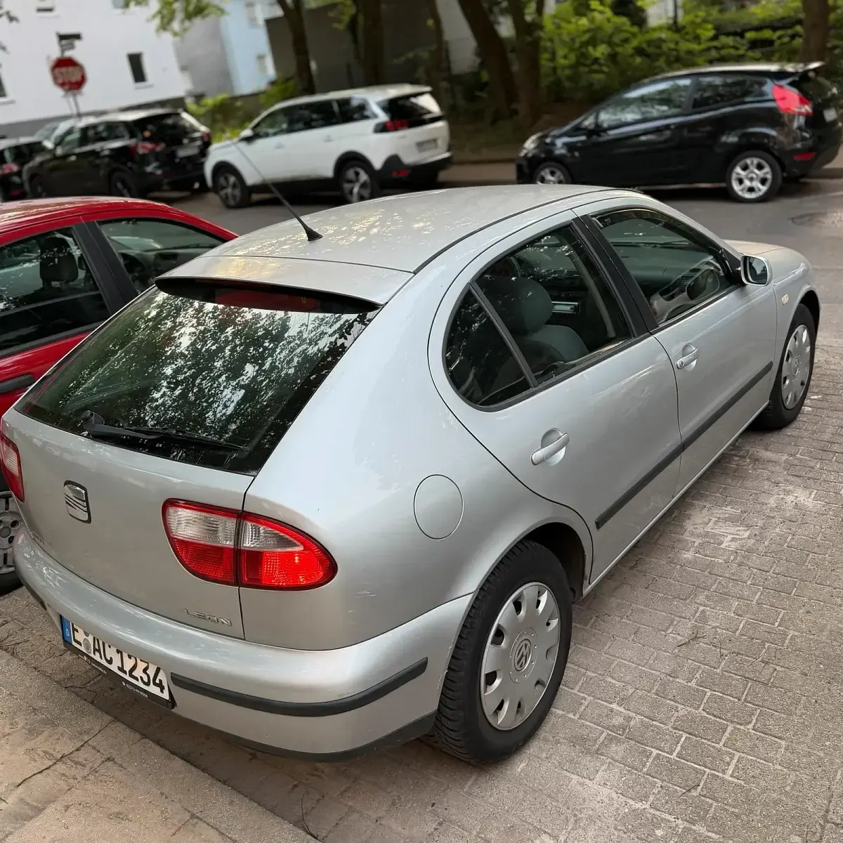 Gebraucht Seat Leon 100 PS (73 kW) 1999 Silber Kleinwagen