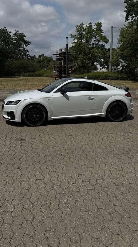 Weiß Gebraucht 2021 Audi TT Competition Coupé | 39.800 € (Fairer Preis) - Bild 1/4
