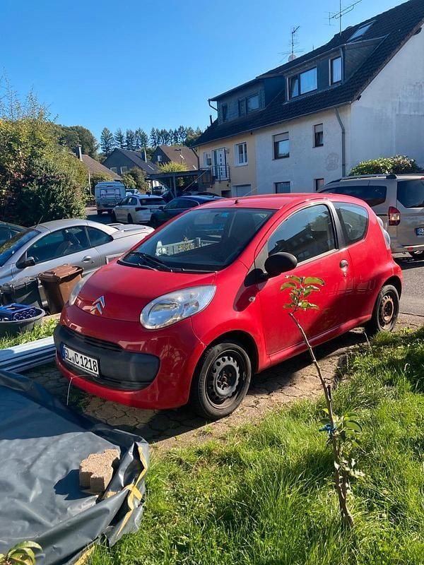 Rot Gebraucht 2007 Citroën C1 Advance Kleinwagen | 1.800 € (Fairer Preis) - Bild 1/4